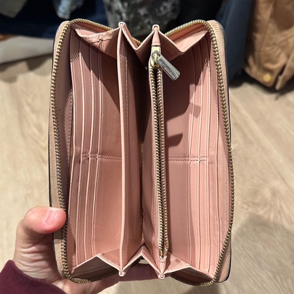 Coach Pink Zip Wallet with Brown Python-Texture Trim - Picture 4 of 5